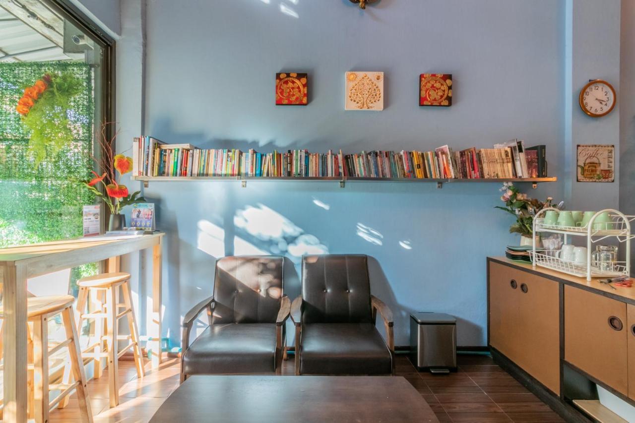 Phobphan Hostel Bangkok Eksteriør bilde
