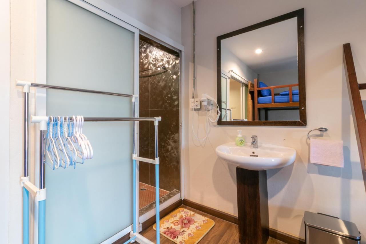 Phobphan Hostel Bangkok Eksteriør bilde