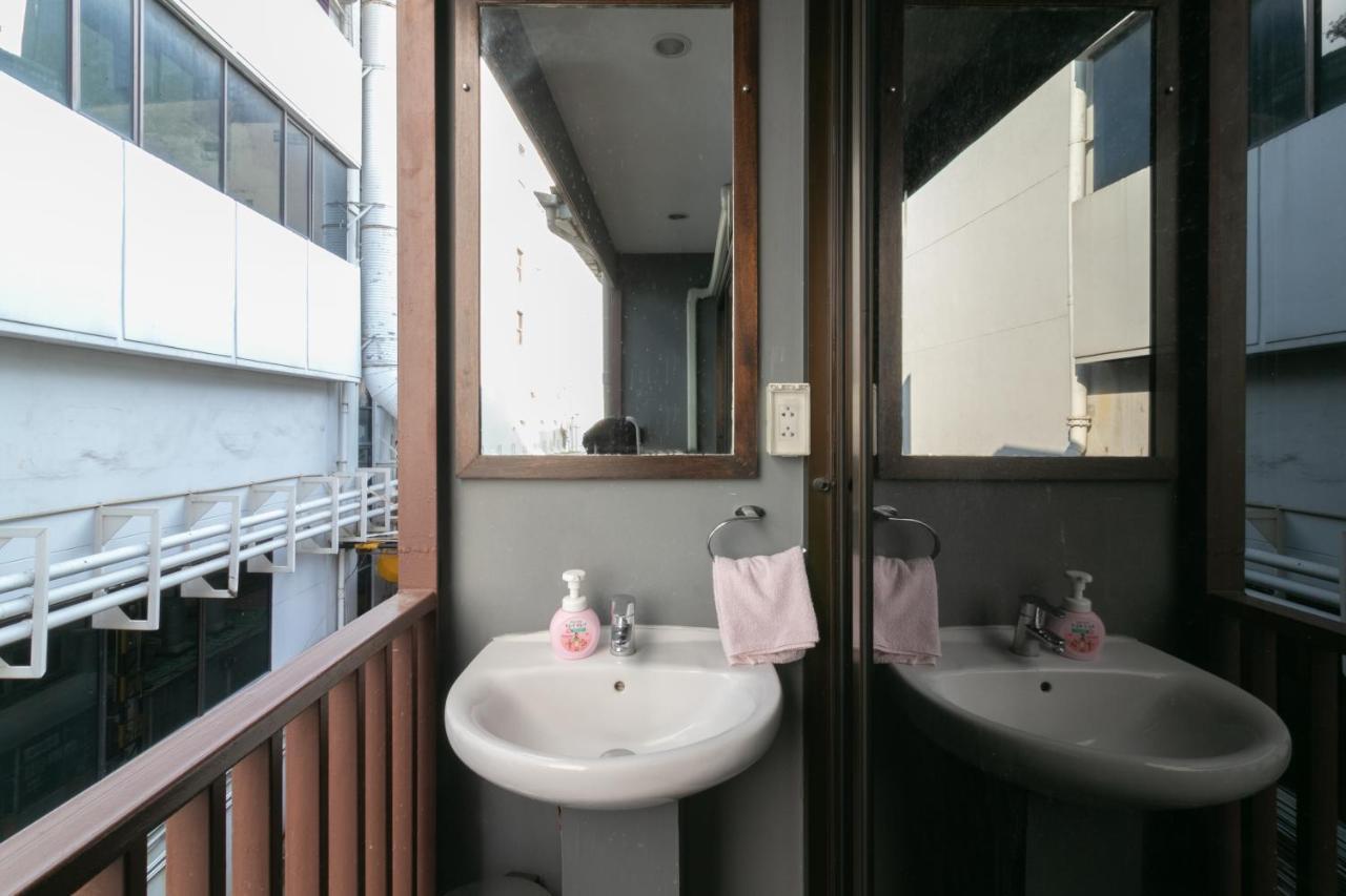 Phobphan Hostel Bangkok Eksteriør bilde