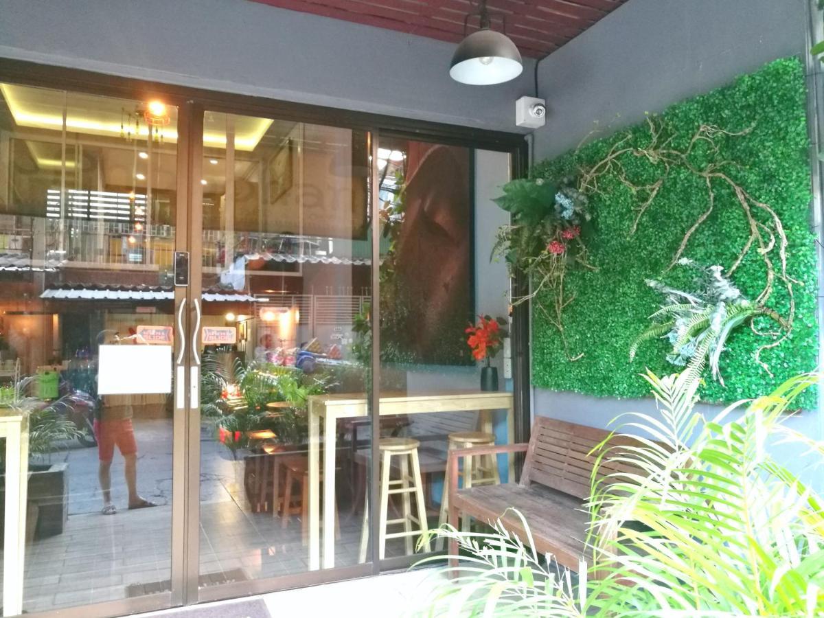 Phobphan Hostel Bangkok Eksteriør bilde