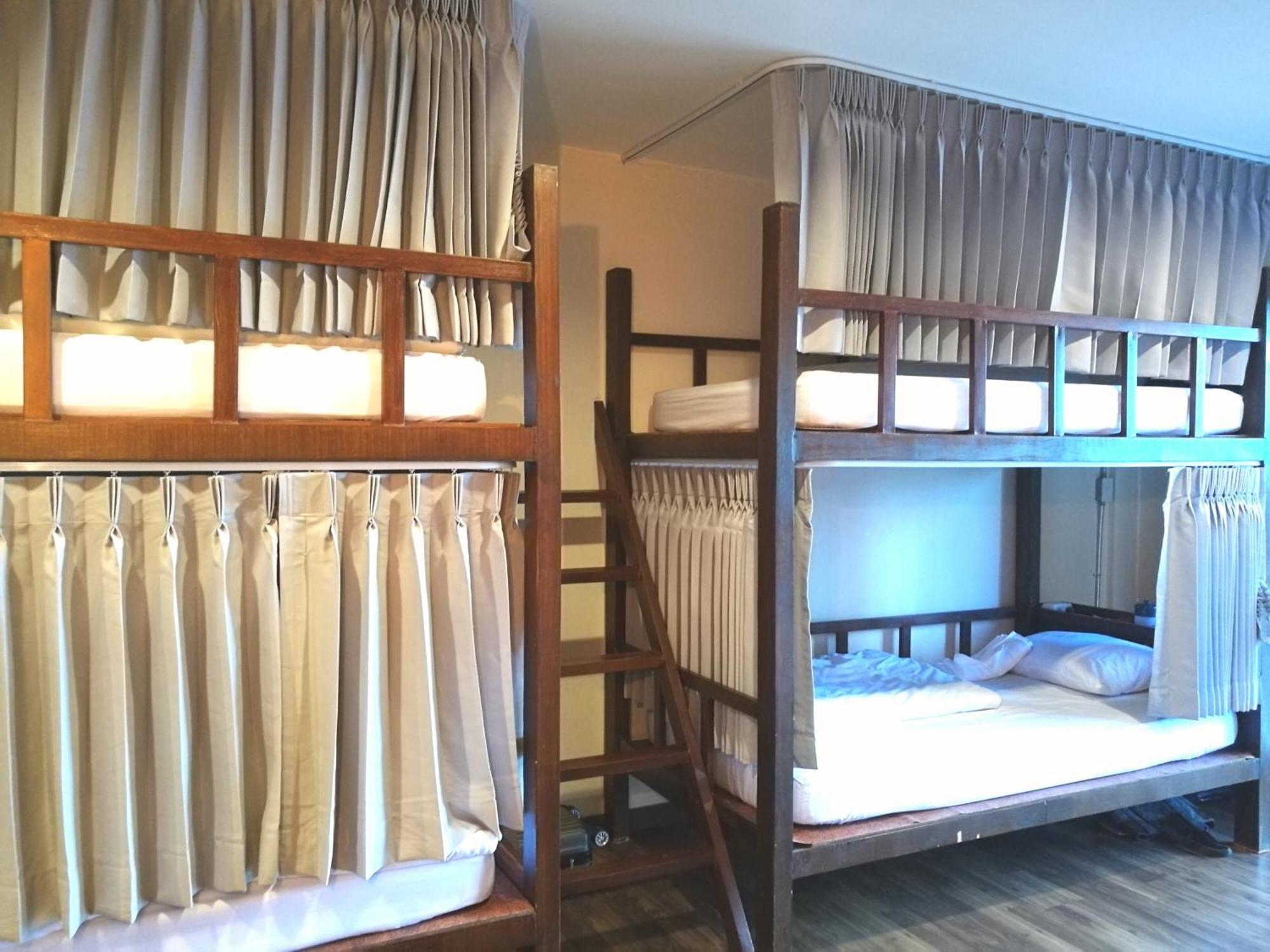 Phobphan Hostel Bangkok Eksteriør bilde